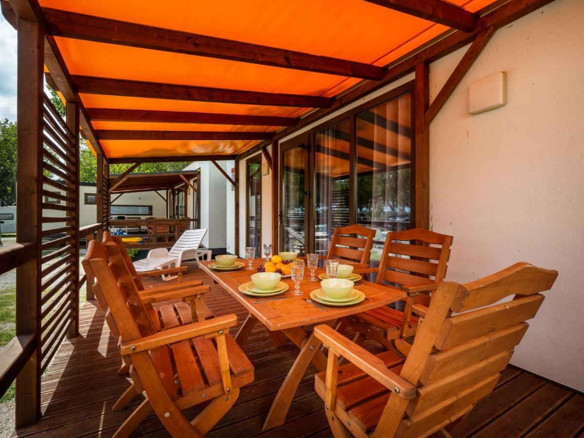 Mediteran Travel Mobile Homes Galeb Omiš Exterior foto